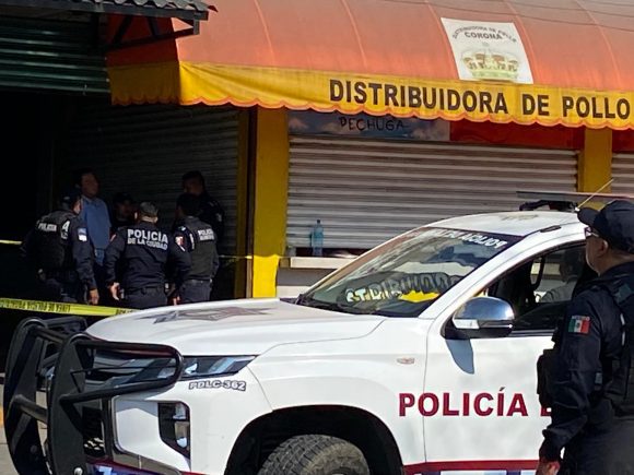Balean y matan al propietario de una pollería en la Central de Abasto