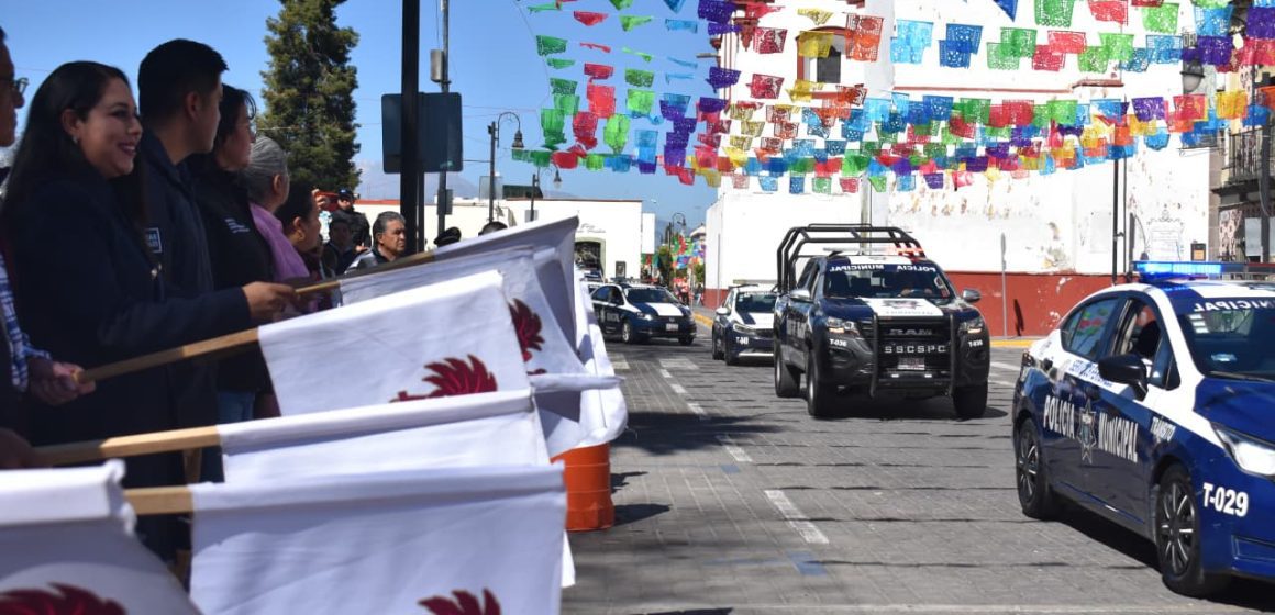 Tonantzin Fernández encabeza banderazo del Operativo “Buen Fin 2025” en San Pedro Cholula