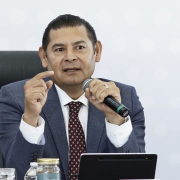 GOBIERNO ESTATAL . MAÑANERA Armenta impulsa infraestructura vial con nuevo acceso a la autopista México-Puebla con Volkswagen