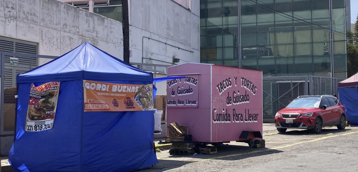 hospital-san-alejandro-ambulantes-686523 Retiran 13 casetas irregulares y ordenan zona del hospital San Alejandro