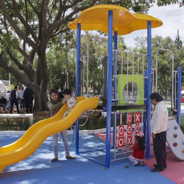 Cabildo aprueba retiro o reparación de juegos infantiles en mal estado en parques de Puebla