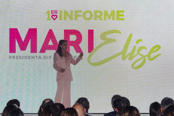 “Un año a tu lado” con acciones por las familias poblanas: MariElise Budib presentó su primer informe 