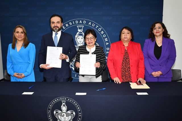 Firman convenio BUAP y la Auditoría Superior del Estado de Puebla 1 A Convenio 77