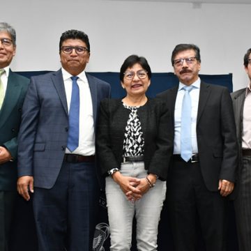 A_Economia_14 Forma BUAP profesionales competentes que orientarán el futuro del país