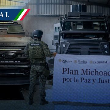 Aseguran bodega con vehículos “monstruos” y blindaje artesanal en Coahuayana