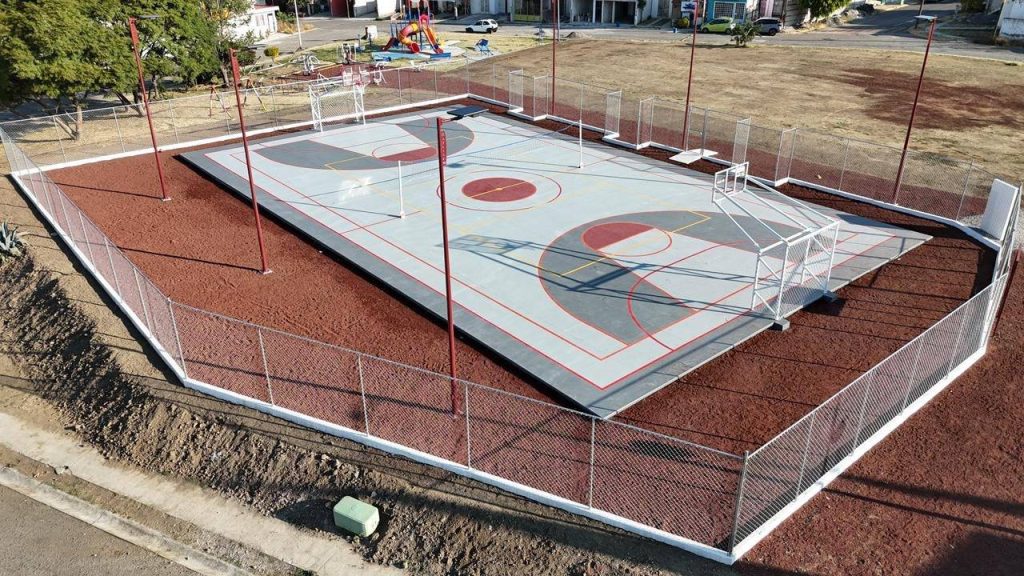 Atlixco inaugura nueva cancha pública en Santa Cruz Tehuixpango