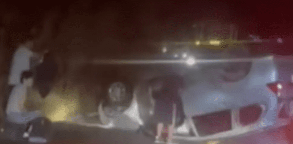 Fuerte accidente en la carretera Izúcar-Acatlán, deja peregrinos heridos