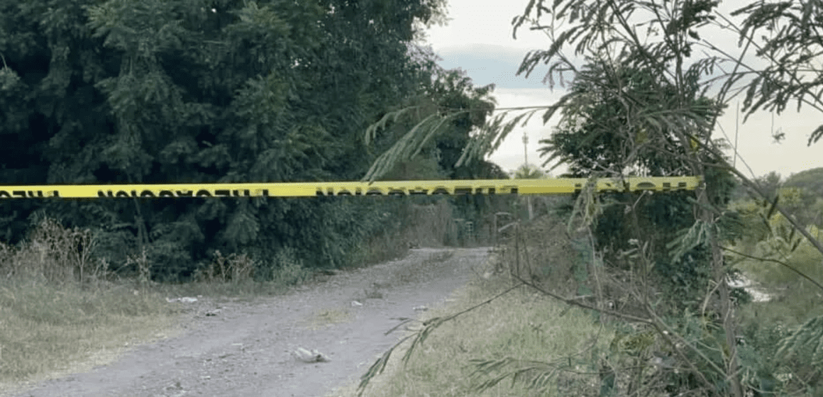 Portada Con tiro de gracia, localizan cuerpo entre la maleza en Izúcar de Matamoros CMH Con tiro de gracia, localizan cuerpo entre la maleza en Izúcar de Matamoros