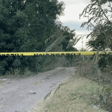 Con tiro de gracia, localizan cuerpo entre la maleza en Izúcar de Matamoros