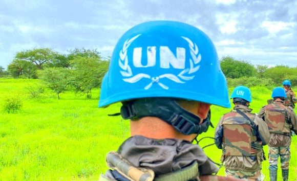 Drones impactan base de la ONU en Sudán cobran la vida de seis cascos azules
