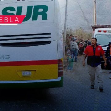 Choque entre autobuses deja víctimas y heridos en la carretera Puebla-Tlapa