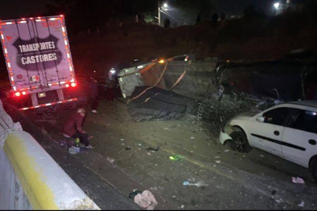 Choque múltiple en la autopista México-Puebla deja a un peregrino fallecido y provoca cierre parcial