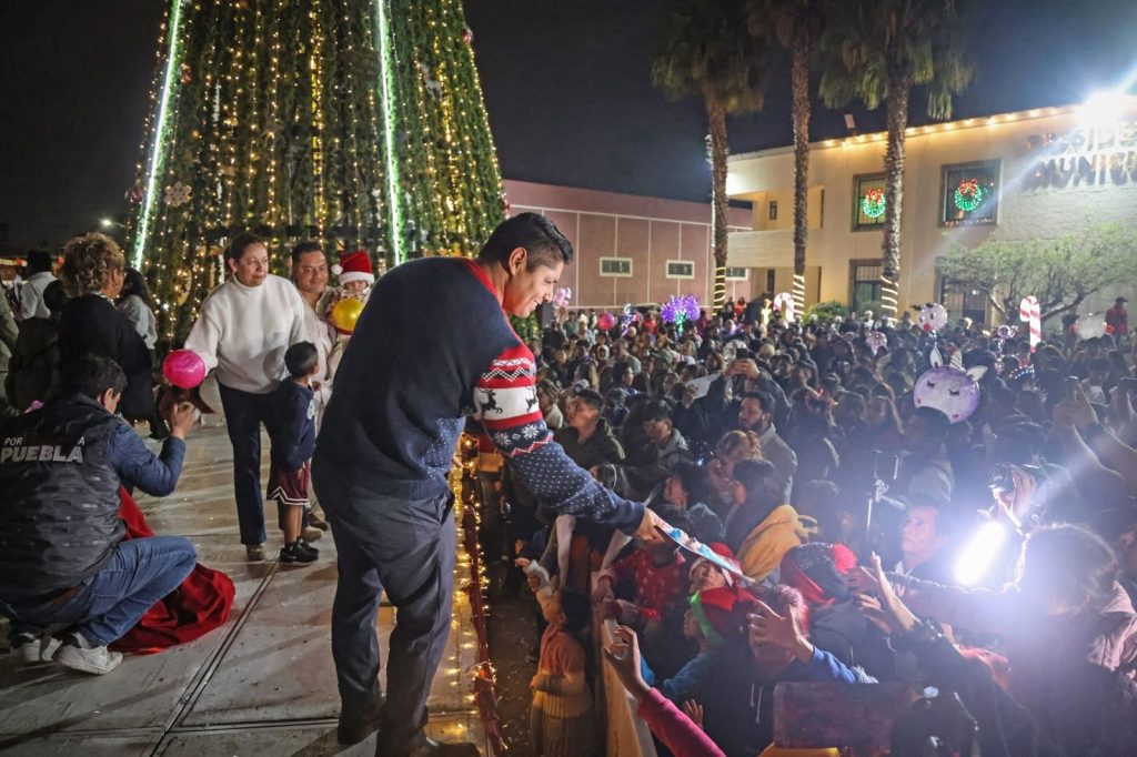 Cuautlancingo inaugura el Festival Navidad en Familia 2025 1 Cuautlancingo inaugura el Festival Navidad en Familia 2025