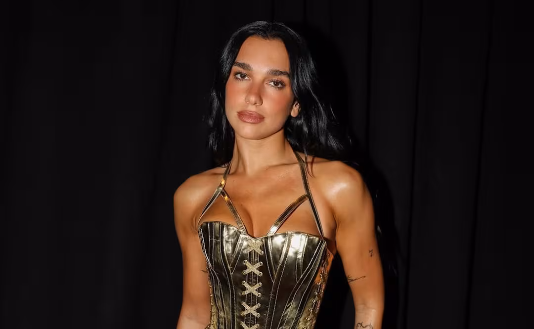 Dua Lipa interpreta ‘Oye mi Amor’ junto a Fher Olvera de Maná en CDMX 1 Dua Lipa interpreta ‘Oye mi Amor’ junto a Fher Olvera de Maná en CDMX