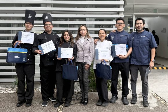 Alumnos de gastronomía de la BUAP ganan concurso “¡A Chopear!”
