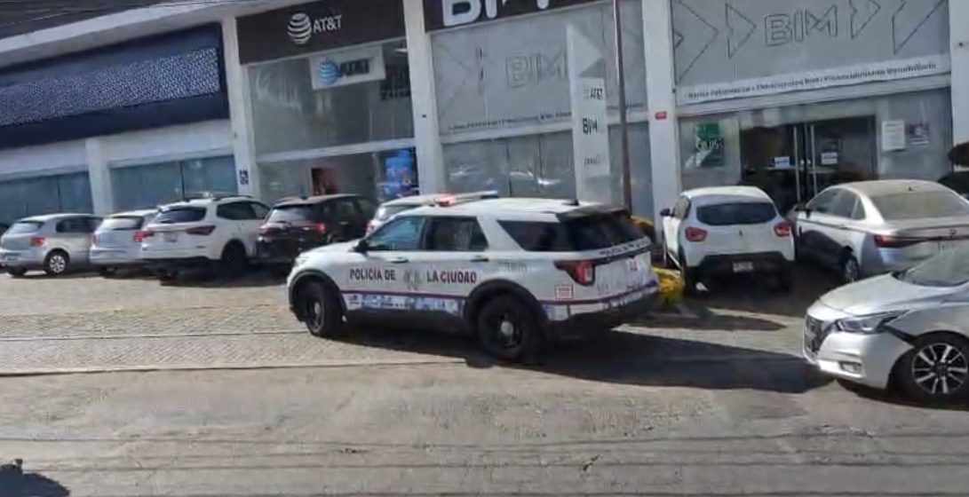 Roban a cuentahabiente en el interior del banco BBVA de La Paz