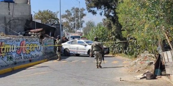 Con huellas de violencia fue localizado el cadáver de un joven en el canal de aguas negras de San Sebastián de Aparicio