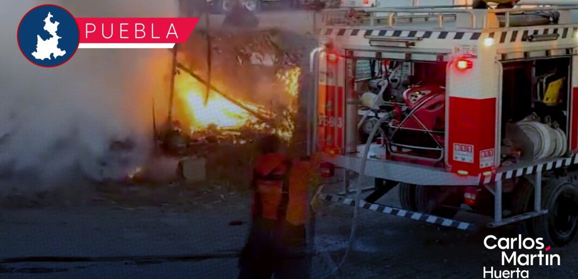 Incendio en recicladora de San Francisco Ocotlán moviliza a cuerpos de emergencia