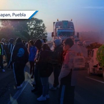 Peregrino muere tras ser atropellado en la autopista México-Puebla