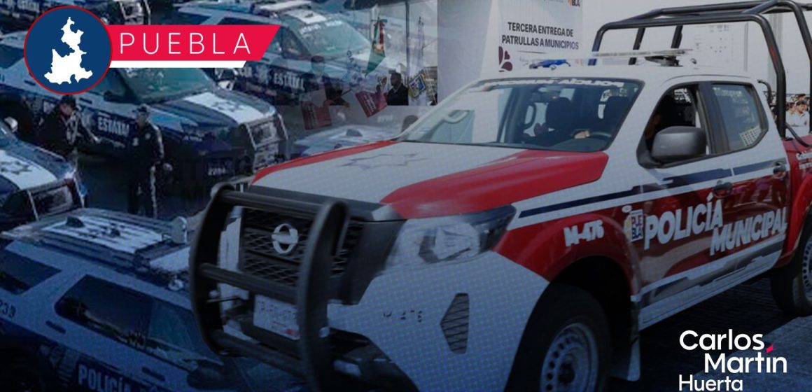 Pintarán las patrullas guinda compradas por Barbosa; uniformarán las unidades con nuevo diseño azul Pintarán las patrullas guinda compradas por Barbosa; uniformarán las unidades con nuevo diseño azul