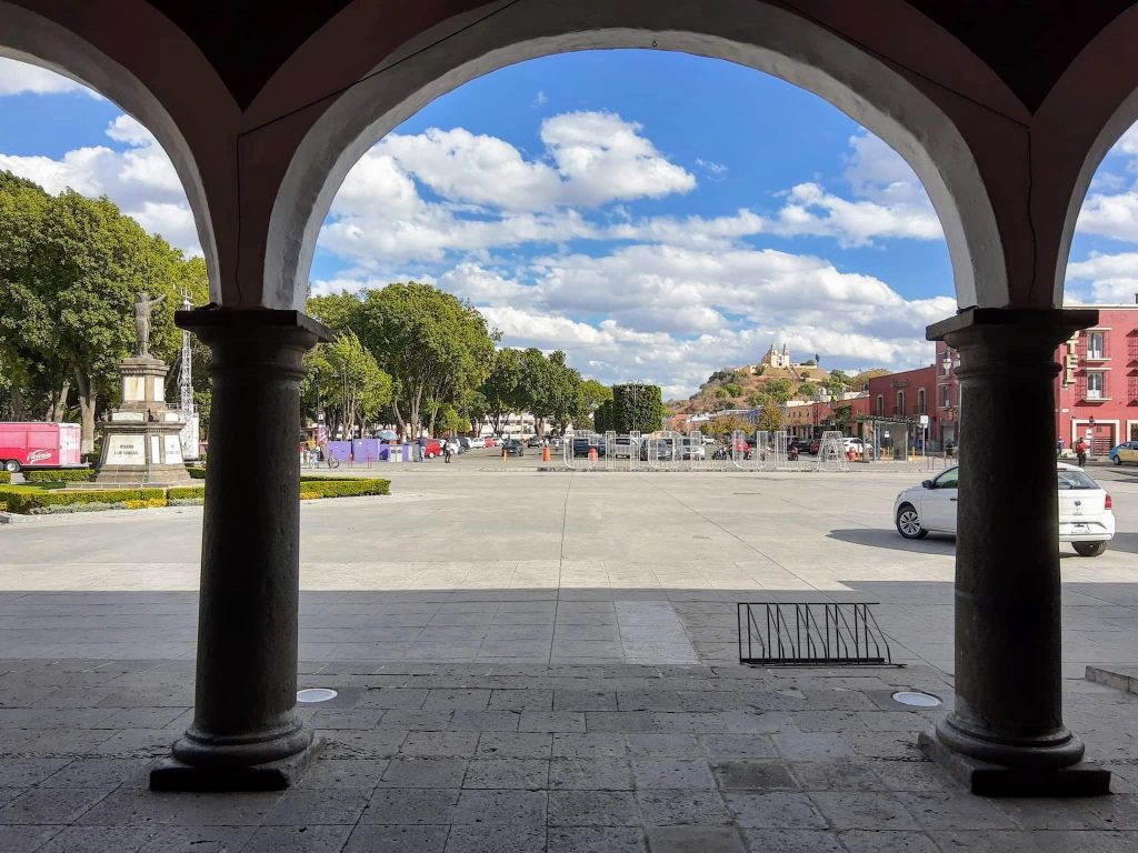 Proyectan mural de 170 metros en los portales de San Pedro Cholula 3