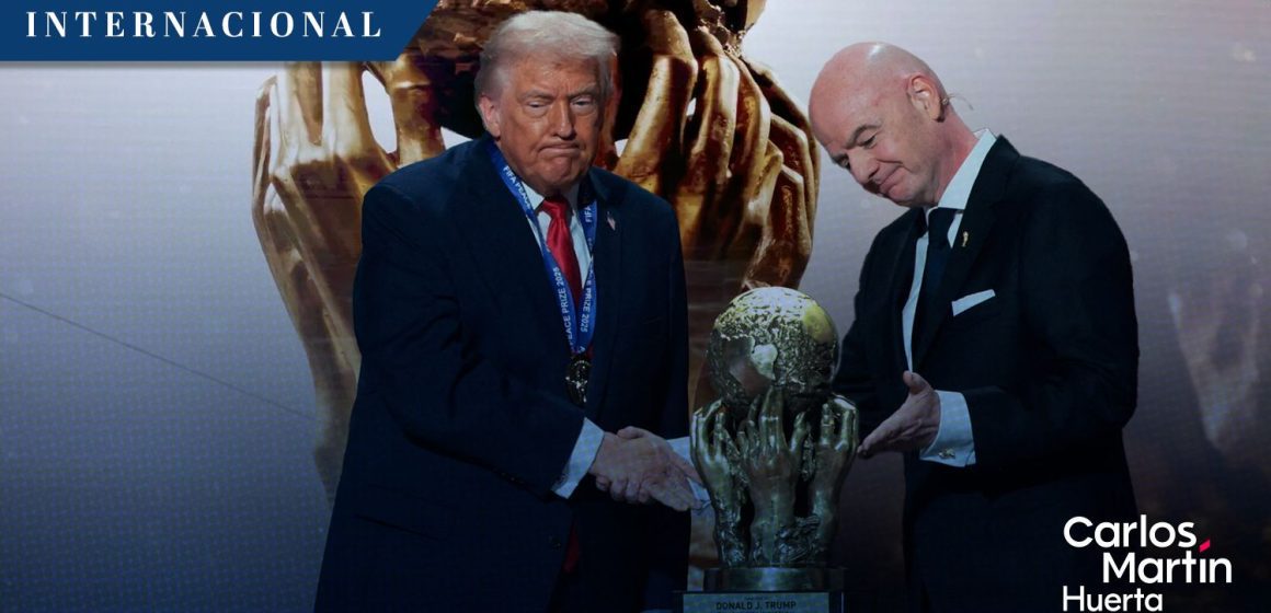 Donald Trump recibe el premio FIFA de la Paz