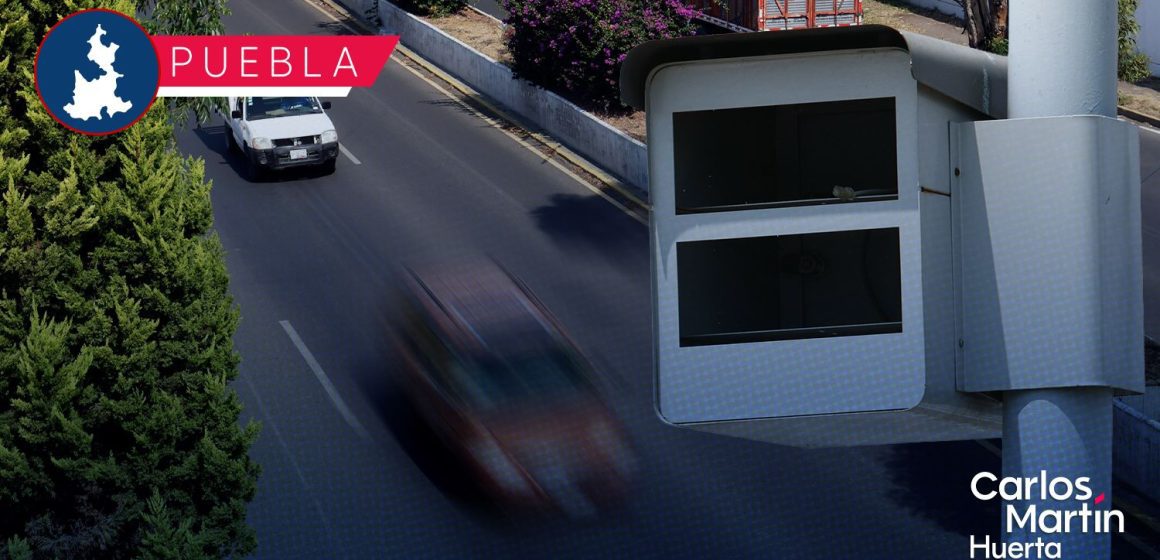 Vehículo acumula 830 fotomultas en Puebla