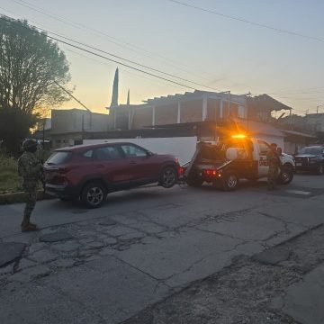 WhatsApp Image 2025-12-01 at 7.18.49 PM SSCyPC de Cuautlancingo recupera camioneta con reporte de robo