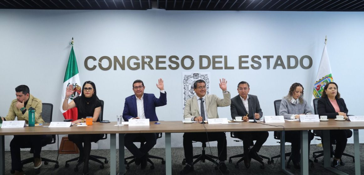 WhatsApp Image 2025-12-02 at 6.56.14 PM Avala Comisión del Congreso alinear transparencia de partidos y sindicatos a marco federal