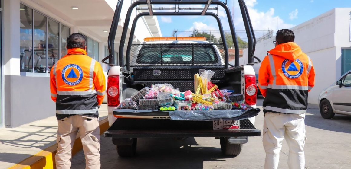 WhatsApp Image 2025-12-23 at 6.01.42 PM Protección Civil y Marina decomisan 50 kg de pirotecnia clandestina en Huejotzingo