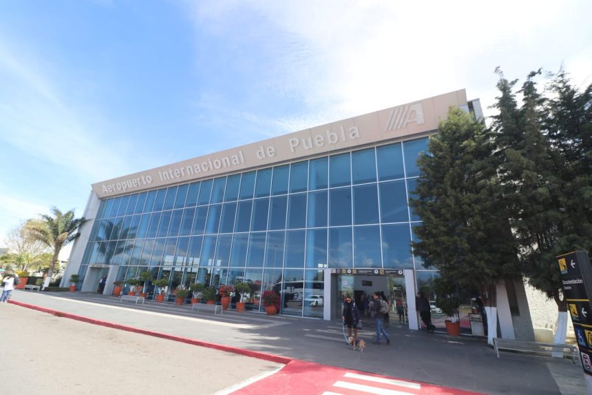 Puebla extiende su conectividad con la nueva ruta aérea a Nueva York operada por Viva Aerobus