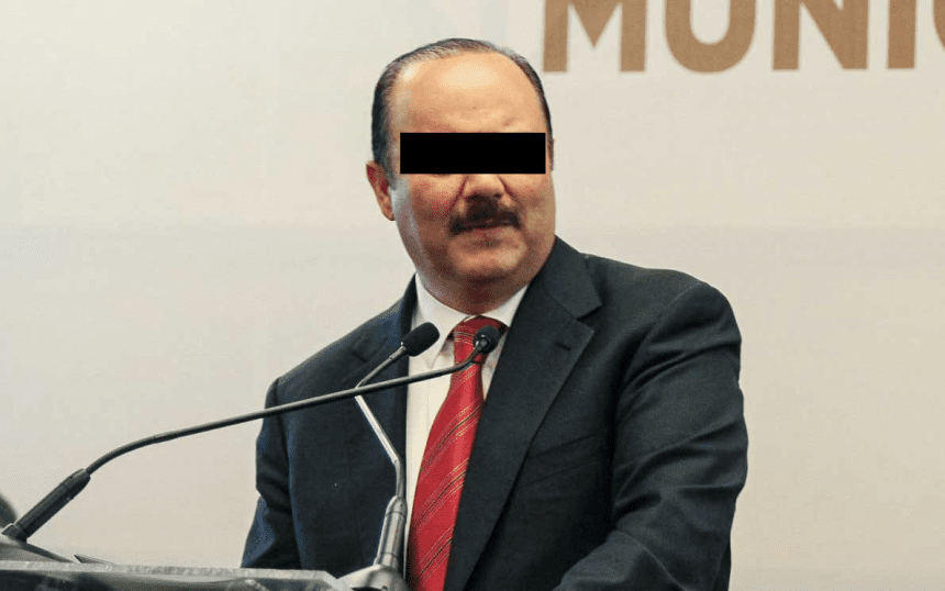 Vinculan a proceso a César Duarte por presunto uso de recursos ilícitos; permanecerá en prisión preventiva