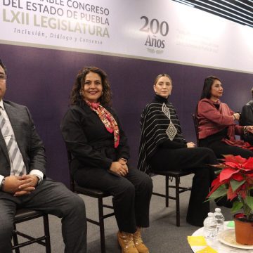 Entrega Congreso del Estado Galardones y Reconocimientos al Mérito Turístico, a figuras clave del sector