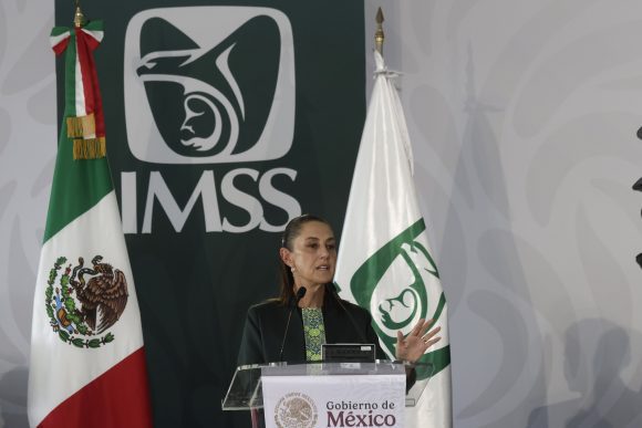 IMSS: Hospital San Alejandro se transforma en “Carmen Serdán Alatriste” y anuncia cobertura universal de salud