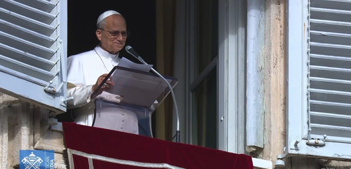 Papa León XIV llama a orar por la paz de todos los niños del mundo