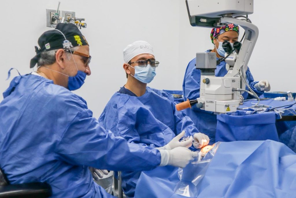 “Iluminando Miradas”: Cirugías de cataratas gratuitas para personas en situación vulnerable 1 sedif puebla