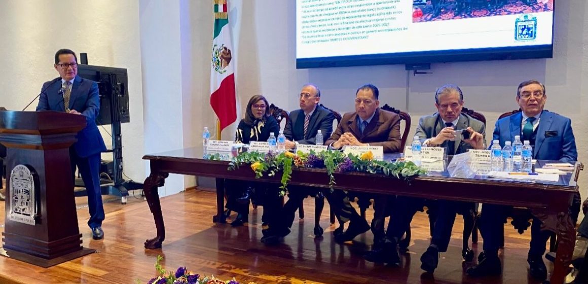Ángel Pérez García rinde Primer Informe al frente del Colegio de Notarios de Puebla