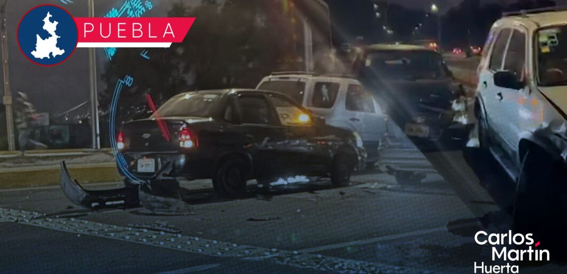 Portada Accidente provoca caos vial en Periférico Ecológico CMH Accidente provoca caos vial en Periférico Ecológico