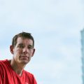 Alex Honnold conquista el Taipei 101 en una escalada libre sin precedentes