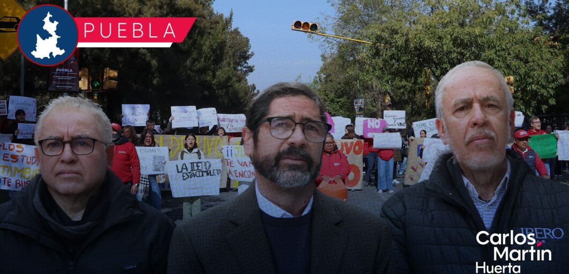 Alumnos y maestros de la Ibero Puebla se manifiestan tras desaparición de profesor