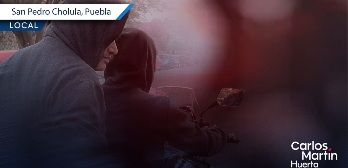 Motoladrones roban más de 500 mil pesos a cuentahabiente en Santiago Mixquitla