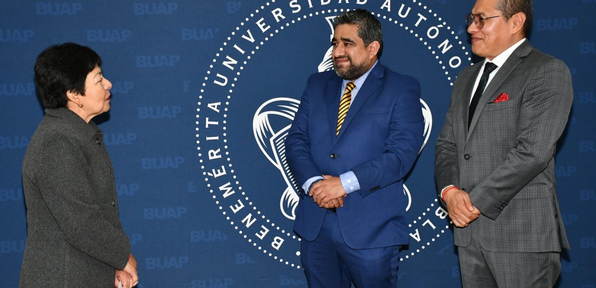 C Toma de Protesta Rectora Lilia Cedillo Ramírez toma protesta a nuevos funcionarios en la BUAP