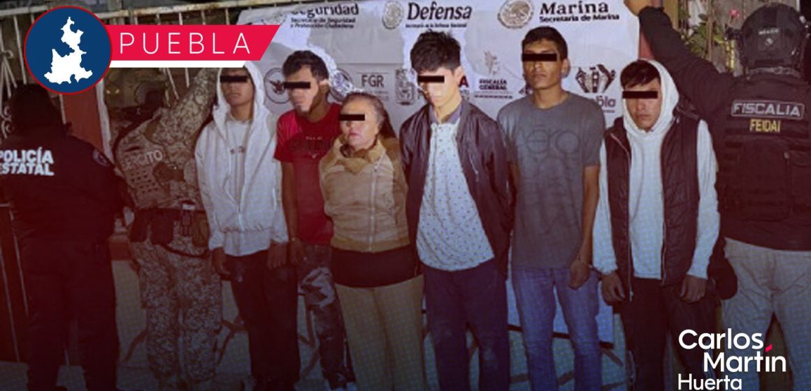 Desmantelan banda de narcomenudistas en Amozoc; hay seis detenidos