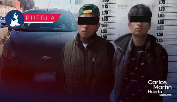 Detienen a dos sujetos con arma y droga en Periférico; recuperan auto robado