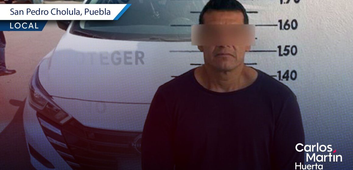 Portada Detienen a sujeto con vehículo robado en San Pedro Cholula CMH Detienen a sujeto con vehículo robado en San Pedro Cholula