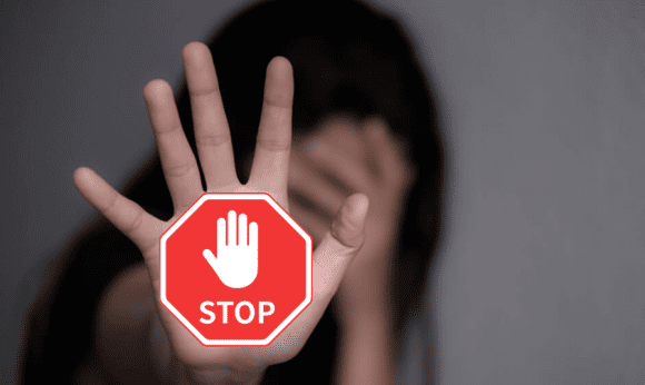 Acoso sexual en espacios públicos se castiga con hasta 10 años de prisión en Puebla