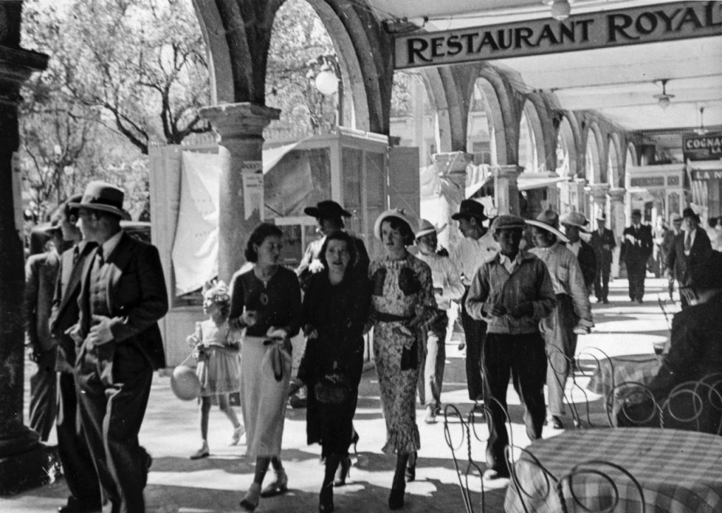 Fototeca Juan Crisóstomo Méndez: El refugio de 200 mil imágenes que narran la historia de Puebla 2 Fototeca Juan C. Mendez El refugio de 200 mil imagenes que narran la historia de Puebla 3
