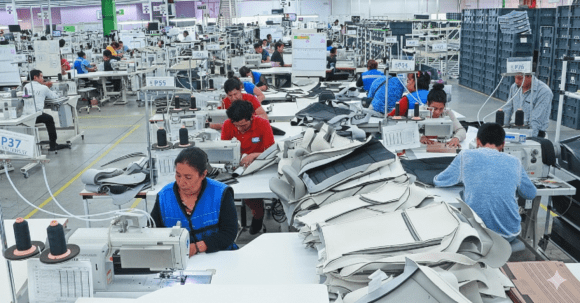 Importaciones asiáticas desploman 40 % la producción de la industria textil mexicana