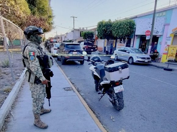 Un contador y un trabajador del IMSS fueron asesinados a balazos durante un aparente asalto a cuentahabiente en Tehuacán