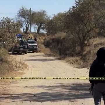 Asesinan a balazos a una menor y un adulto en camino de terracería en El Veladero, Ciudad Serdán